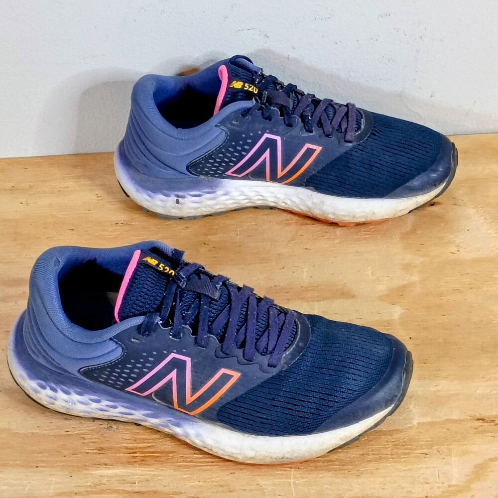New Balance 520 v7 Womens Size 8 Running Shoes Navy Pink Sneakers W520HE7